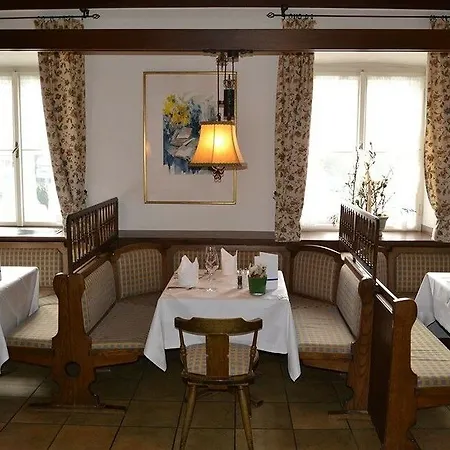 Pfeifer Zum Kirchenwirt