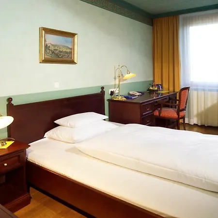 Hotell Pfeifer Zum Kirchenwirt 4*